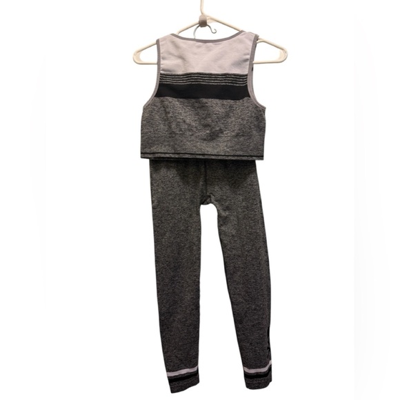 Gray and Black Athletic Set Soul Cycle Athletic Wear new - Picture 1 of 12